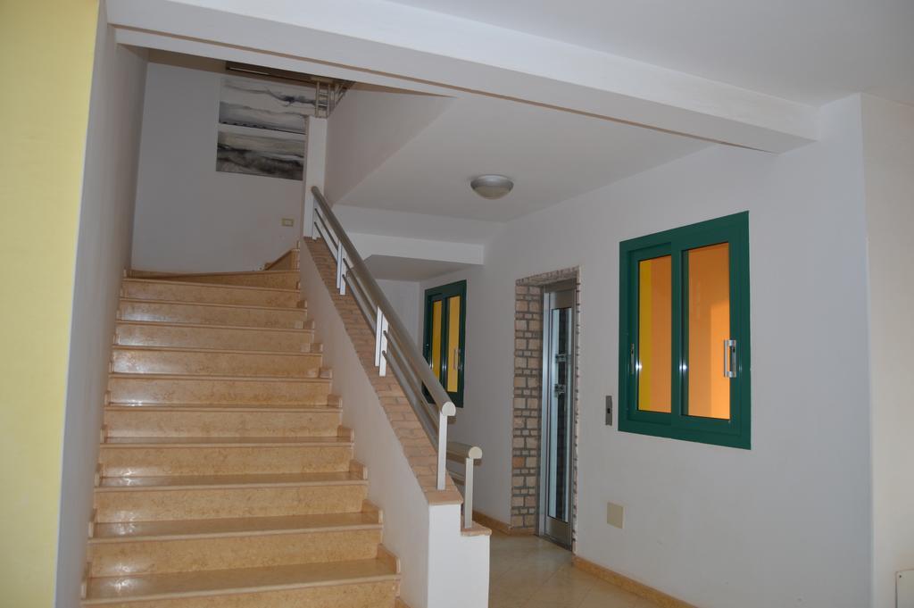 Holiday Properties Commercial Center Santa Maria Eksteriør bilde
